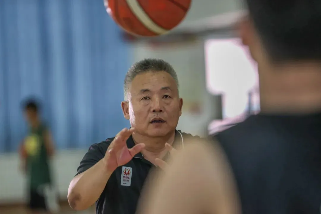 篮球训练检讨200字怎么写_1